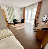 Asgard Hotel