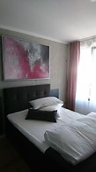 HAUS7