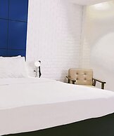 Chill Box Premier Beach Hotel