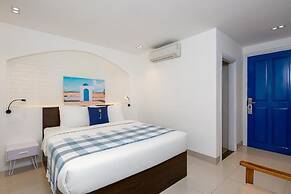 Chill Box Premier Beach Hotel