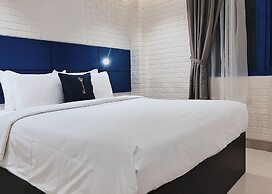 Chill Box Premier Beach Hotel