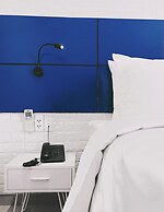 Chill Box Premier Beach Hotel