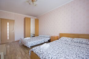 Hello Apartment on Kolomyazhskiy 26