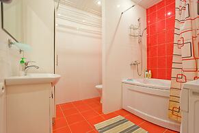 Hello Apartment on Kolomyazhskiy 26