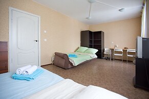 Hello Apartments on Komendantskiy 17