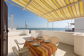 1133 Appartamento Orizzonte by Barbarhouse