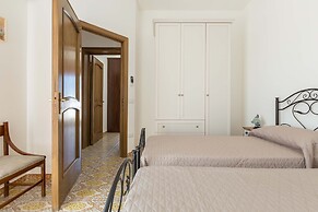 1133 Appartamento Orizzonte by Barbarhouse