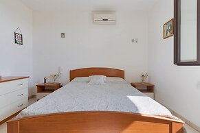 984 Appartamento Solaris by Barbarhouse