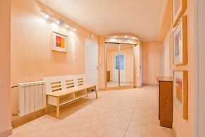 Hello Apartment on Staroderevenskaya 33