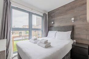 Bright 2 Bedroom Flat in Lambeth With Balcony