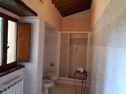 Agriturismo - Fattoria di Larniano