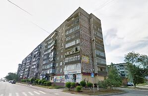 Dobrye Sutki Apartment on Mukhacheva 258