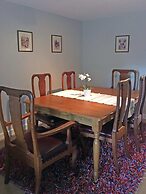 Bright, Spacious 2 Bedroom Apartment in Stockbridge