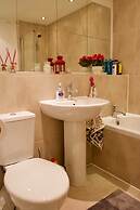 Bright, Spacious 2 Bedroom Apartment in Stockbridge