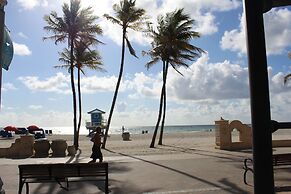 Golden Sand Oceanfront