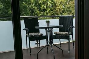 Haus am Wasserfall