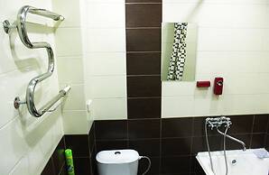 Dobrye Sutki Apartment on Martyanova 63