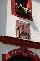 Pension Gasthof und Hotel Roter Hirsch
