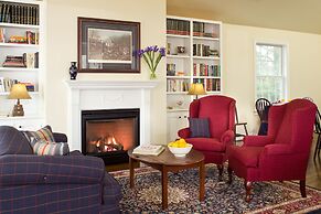 The Inn at Whitewing Farm