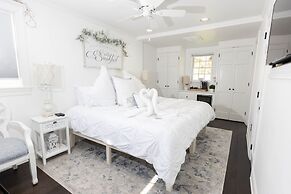 The Inn at Whitewing Farm