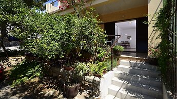 Apartments Denise Podgora