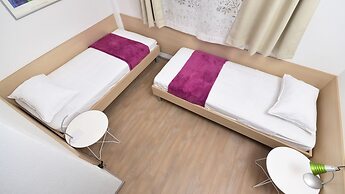 Apartments Denise Podgora