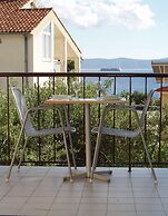 Apartments Denise Podgora