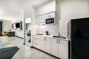 Hy-Lo Hotel, Ascend Hotel Collection