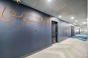 Hy-Lo Hotel, Ascend Hotel Collection