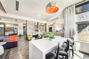 Hy-Lo Hotel, an Ascend Collection Hotel