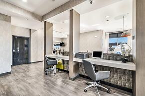 Hy-Lo Hotel, an Ascend Collection Hotel