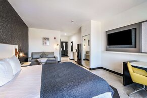 Hy-Lo Hotel, Ascend Hotel Collection