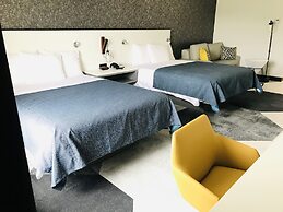 Hy-Lo Hotel, Ascend Hotel Collection