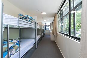 Hobson Lodge - Hostel