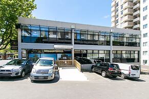 Hobson Lodge - Hostel