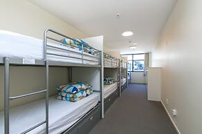 Hobson Lodge - Hostel