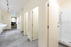 Hobson Lodge - Hostel