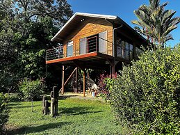 Uvita Oasis Retreat with Villa Cabins and Apartment