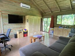 Uvita Oasis Retreat with Villa Cabins and Apartment