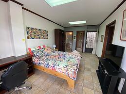 Sofia Apartments in Escalante, San Jose