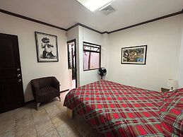 Sofia Apartments in Escalante, San Jose