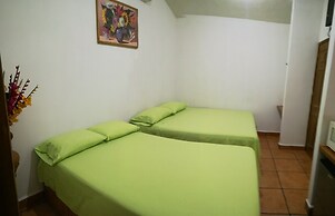 BM Zihua Casa de Huéspedes