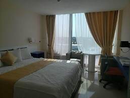 Golden Tree Hotel