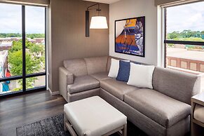 Hyatt Place Mount Pleasant Towne Centre