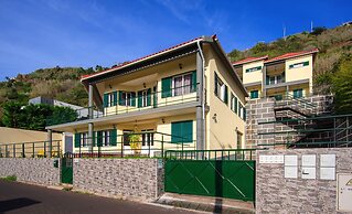 O Meu Sorriso Calheta Holiday Apartments