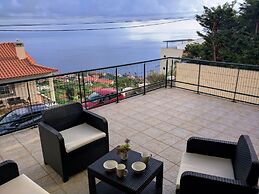 O Meu Sorriso Calheta Holiday Apartments