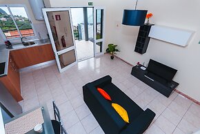 O Meu Sorriso Calheta Holiday Apartments