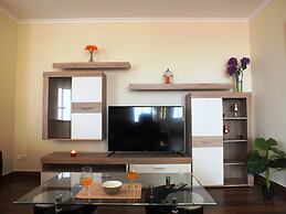 O Meu Sorriso Calheta Holiday Apartments