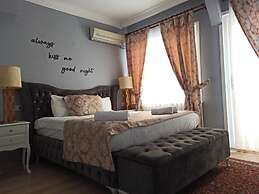 La Mer Boutique Hotel