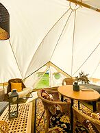 Camp Boutique- Glamping